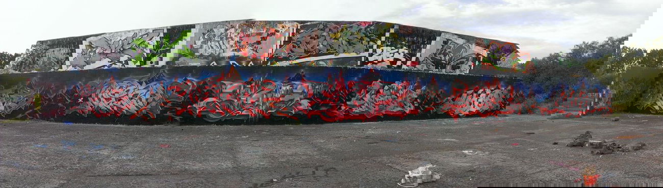 Graffiti Wall - Photo by heks - heks, taran, sime (2014)