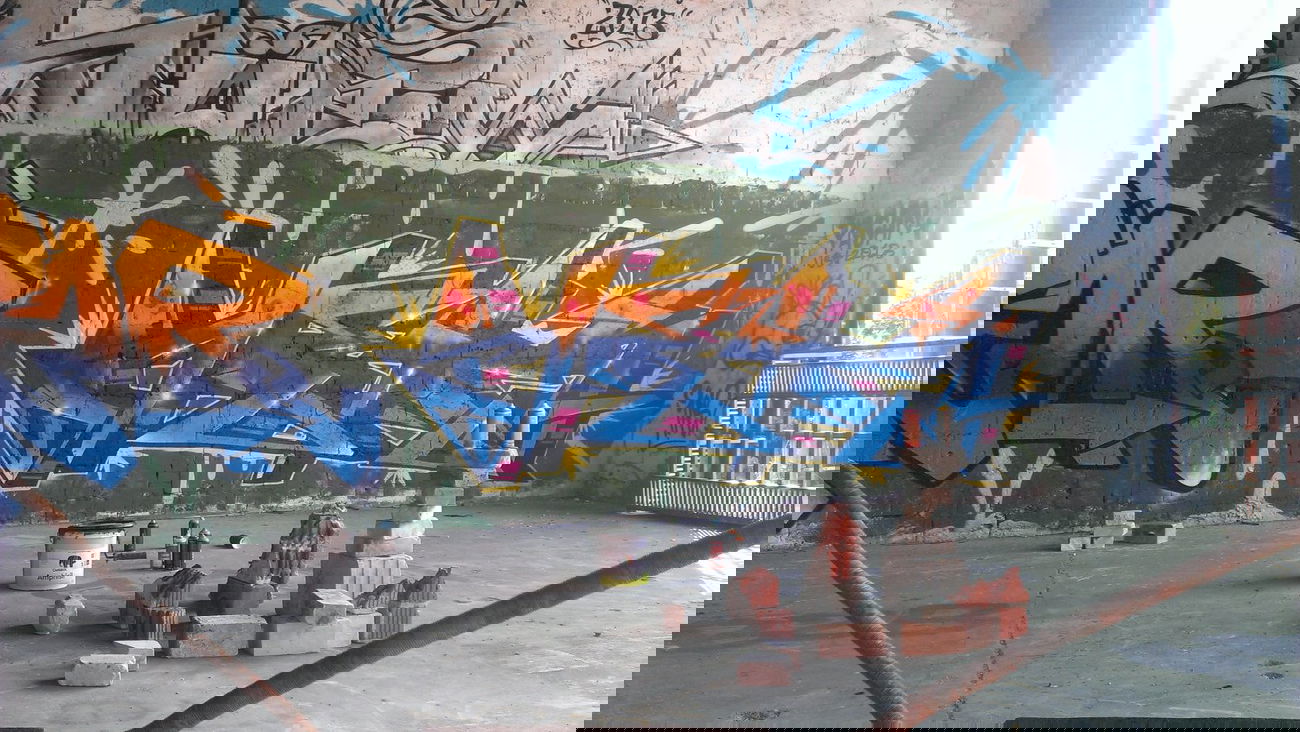 Graffiti Wall - Photo by heks