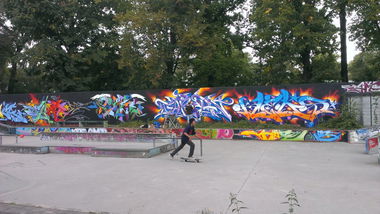 Graffiti Wall - Photo by heks - heks (2014)