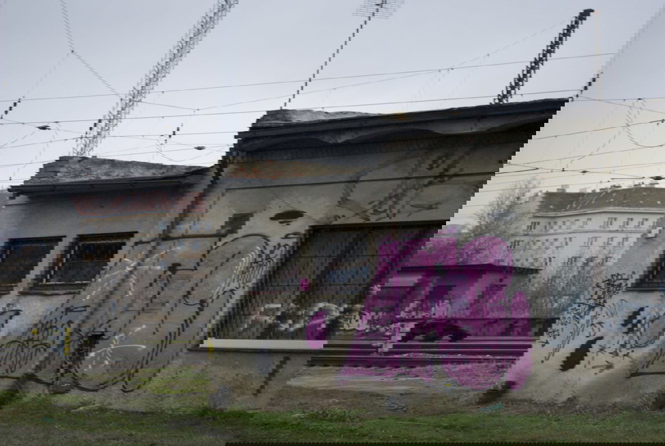 Graffiti Wall in Prague - Photo by hi94