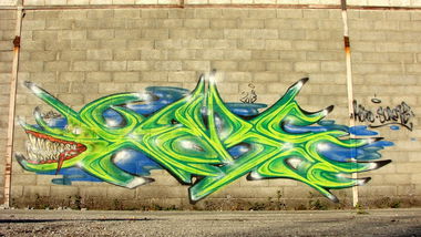 Graffiti Wall in basel - Photo by highbutskilled