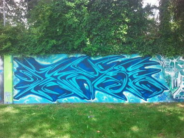 Graffiti Wall in Basel - Photo by highbutskilled - remser, rems, basel (2013)