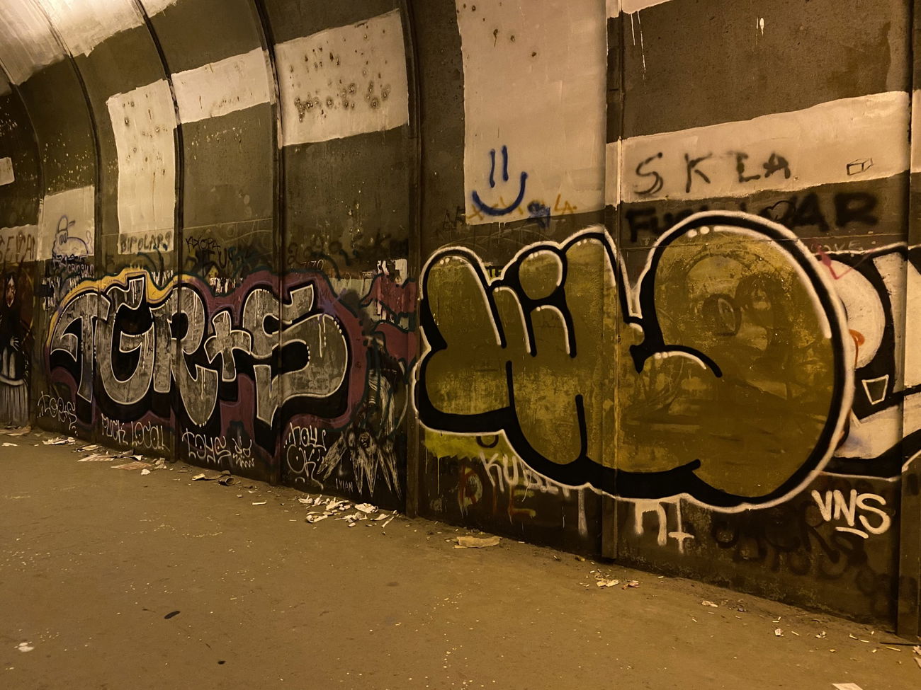 Graffiti Wall - Photo by hito - hito, hitovns, pashok