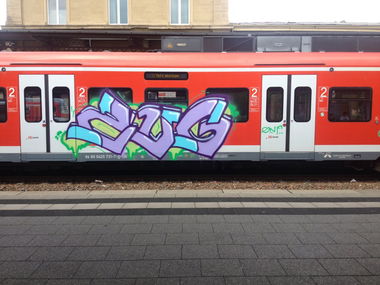 Graffiti Train - Photo by hitparade - zug, onf