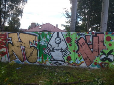 Graffiti Wall - Photo by hiv