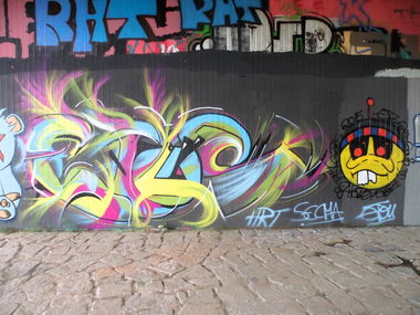 Graffiti Wall - Photo by honigfresser - etos (2015)