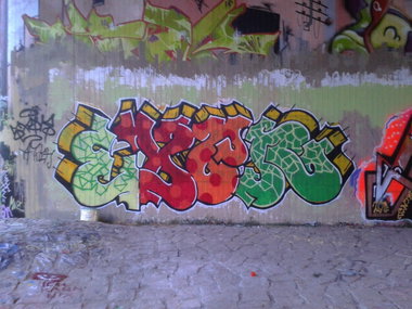 Graffiti Wall - Photo by honigfresser - exor (2014)
