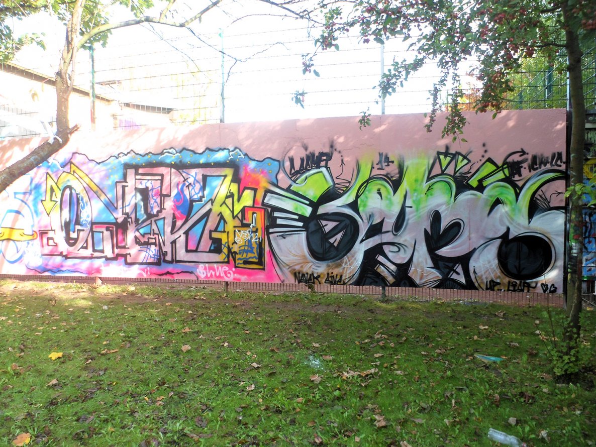 Graffiti Wall - Photo by honigfresser - onerz, oner, secma (2014)