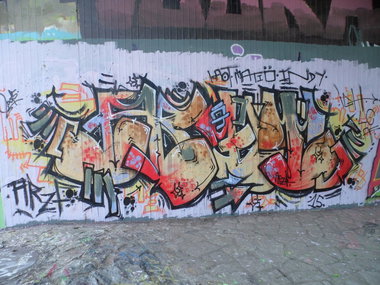Graffiti Wall - Photo by honigfresser - arzt (2015)