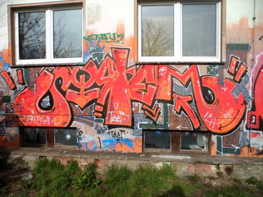 Graffiti Wall - Photo by honigfresser - system (2015)