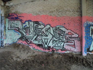 Graffiti Wall - Photo by honigfresser - weser (2015)