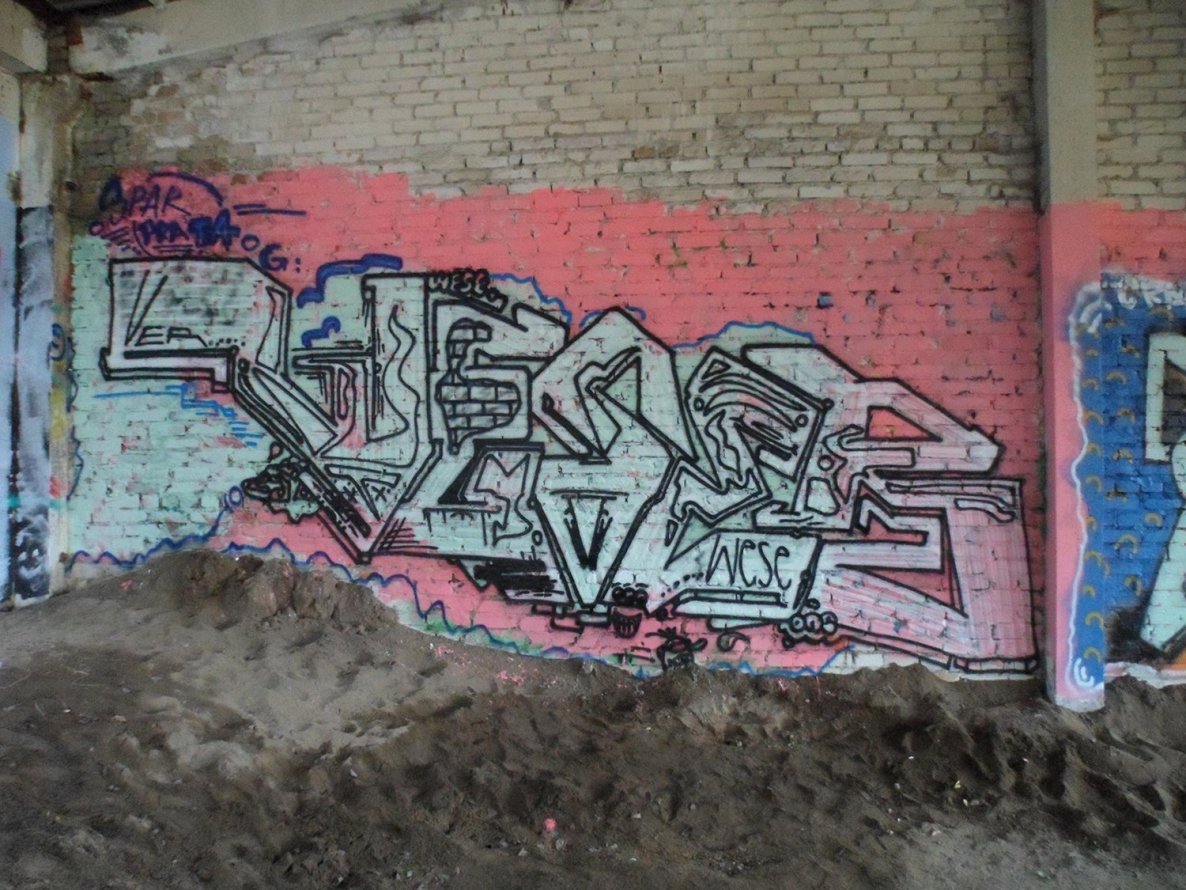 Graffiti Wall - Photo by honigfresser - weser (2015)