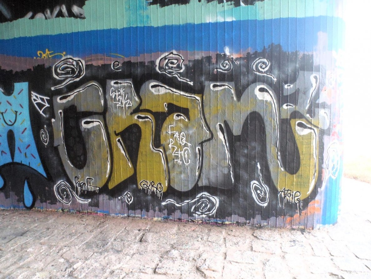 Graffiti Wall - Photo by honigfresser - cram (2015)