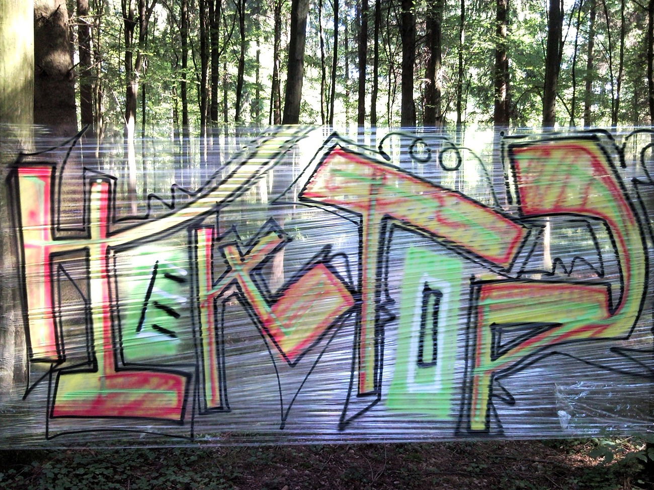 Graffiti Wall - Photo by honigfresser - hektor (2015)