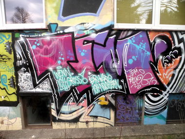 Graffiti Wall - Photo by honigfresser - tem (2015)