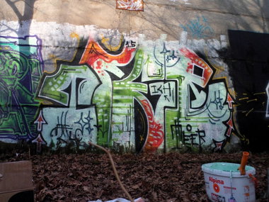 Graffiti Wall - Photo by honigfresser - teer (2015)