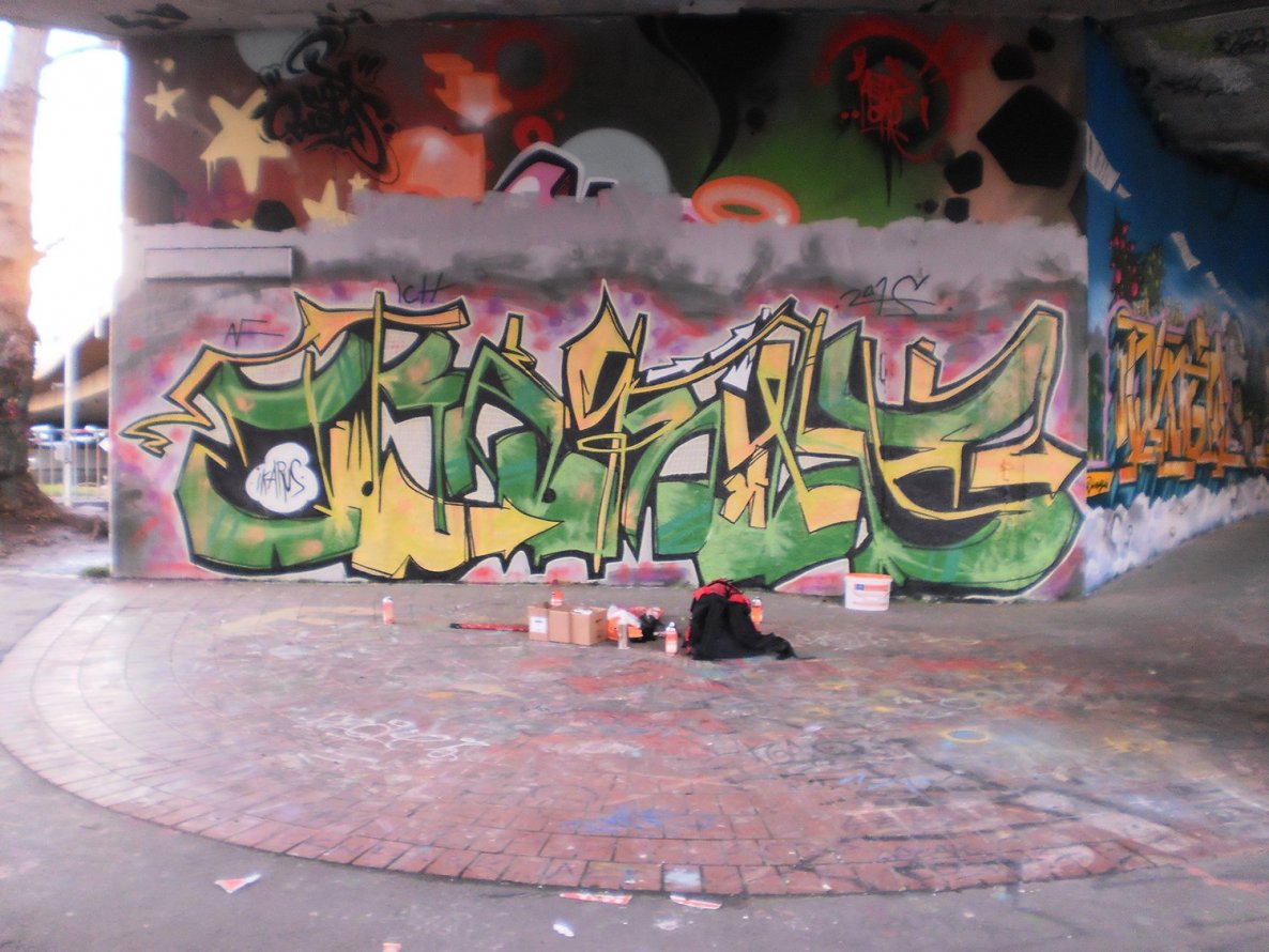 Graffiti Wall - Photo by honigfresser - ikarus (2015)