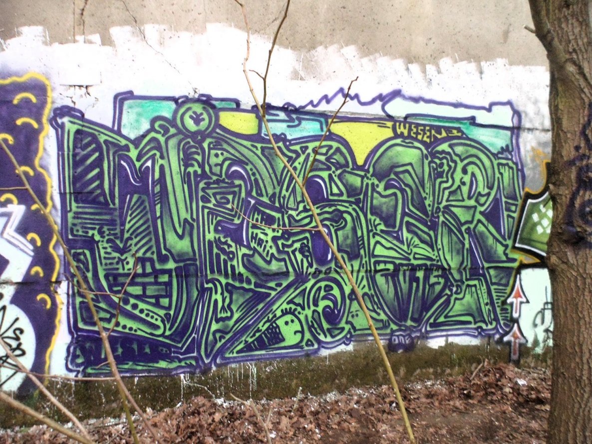 Graffiti Wall - Photo by honigfresser - weser (2015)