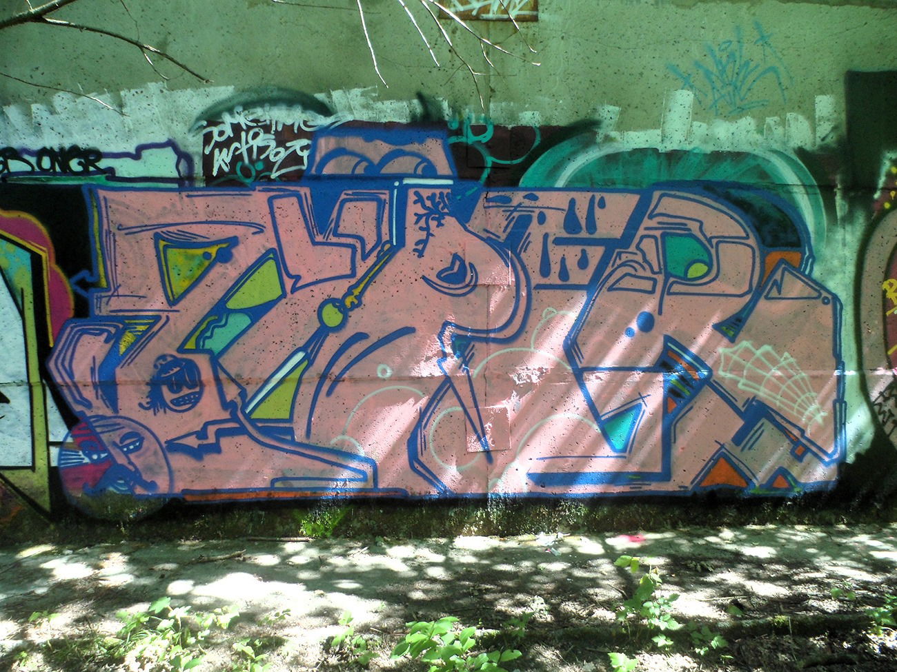 Graffiti Wall - Photo by honigfresser - zyper (2015)