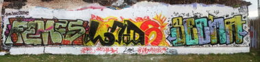 Graffiti Wall - Photo by honigfresser - femes, lod, secma (2014)