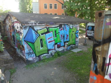 Graffiti Wall - Photo by honigfresser