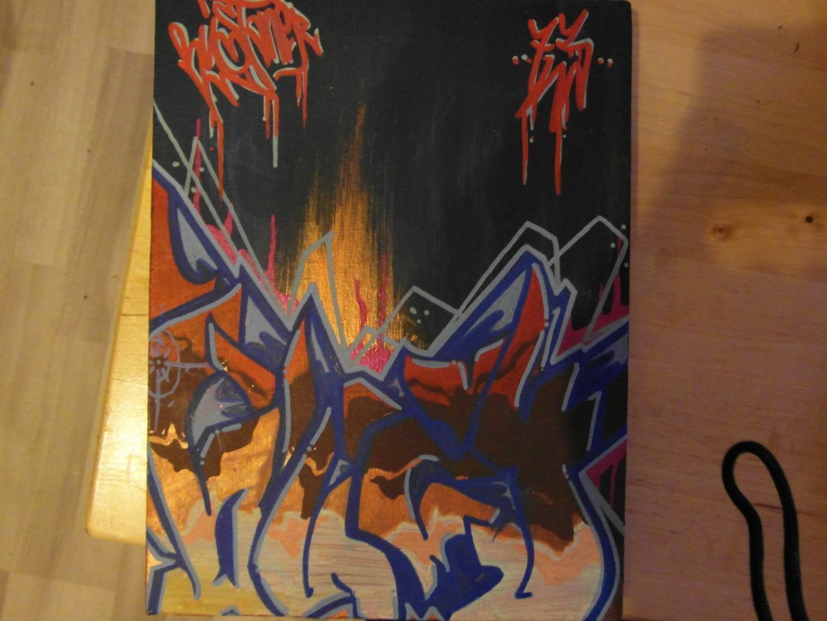 Graffiti Sketch - Photo by hoodflows73