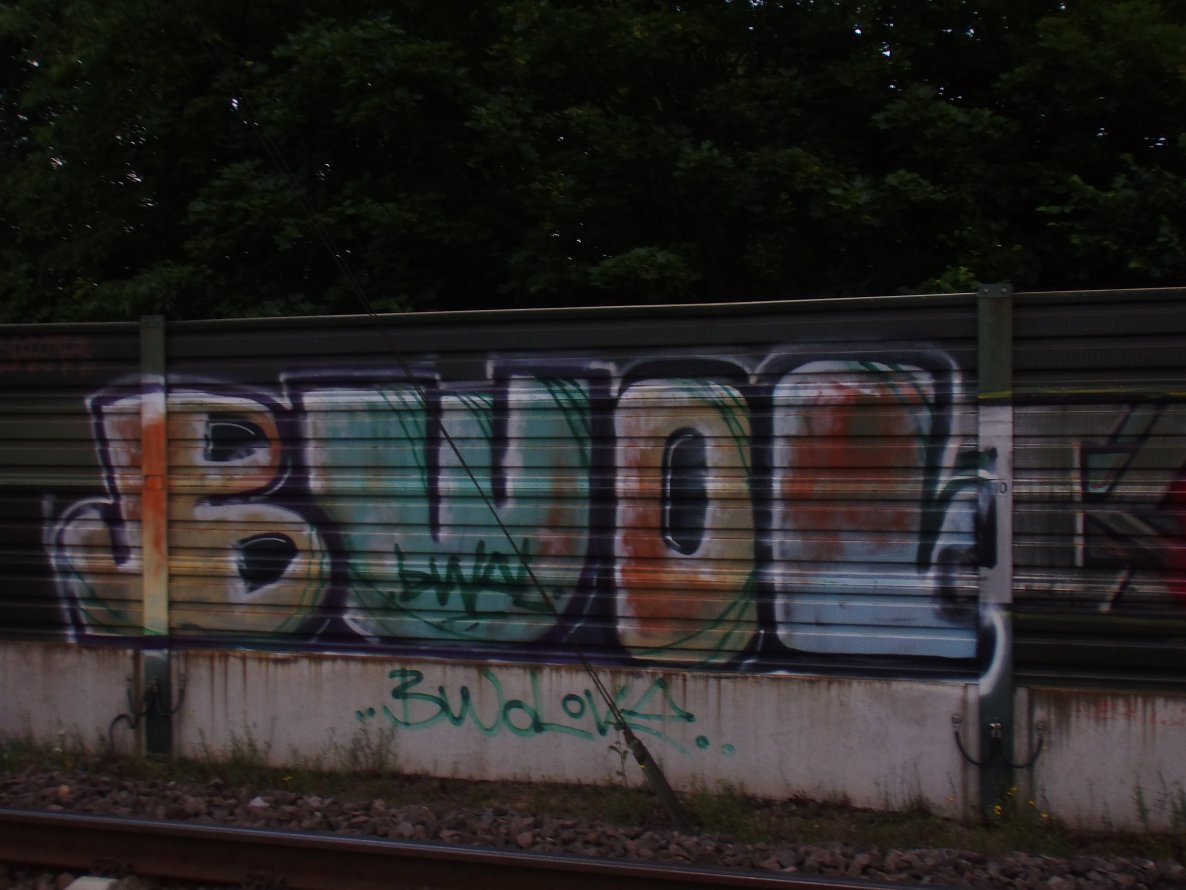 Graffiti Wall - Photo by hooka