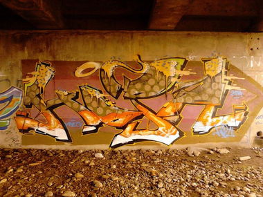 Graffiti Wall in Ploie?ti - Photo by hopa - hopa (2014)