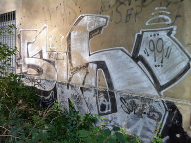 Graffiti Wall - Photo by horstwalter