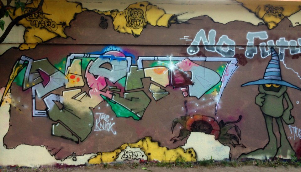 Graffiti Wall - Photo by hoschie - blend, nfk, lost (2013)