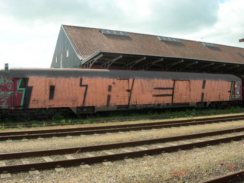 Graffiti Train in Denmark - Photo by huatari (2011)