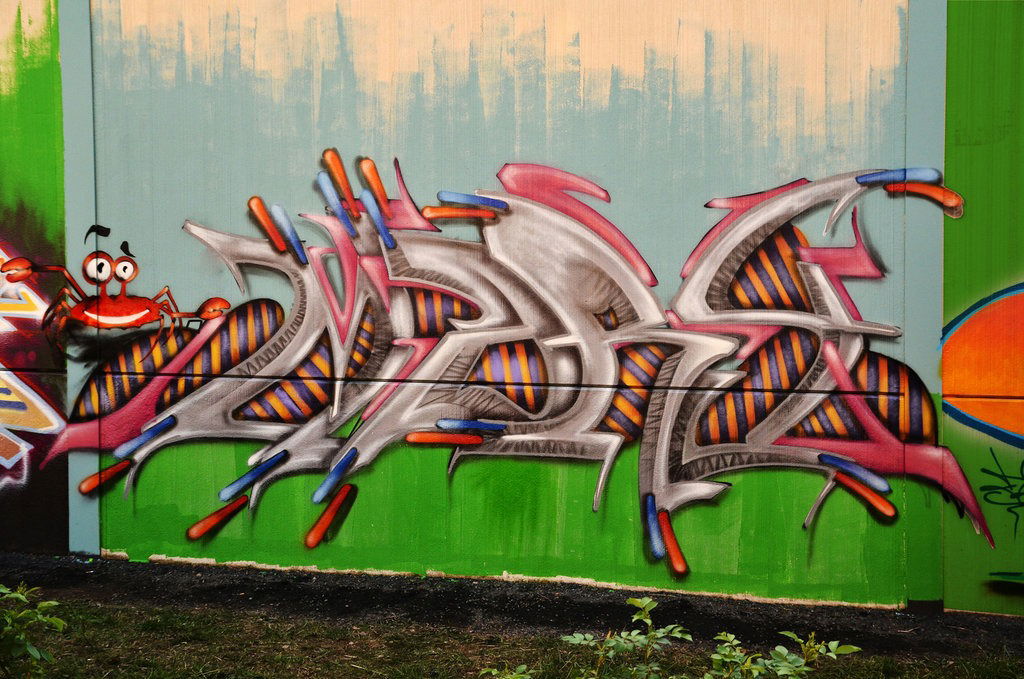 Graffiti Wall in Mainz - Photo by huckleMary