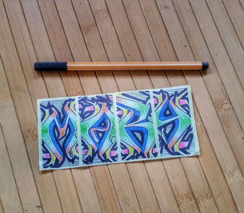 Graffiti Sketch in Mannheim - Photo by huckleMary - sticker, sketch, dots (2016)