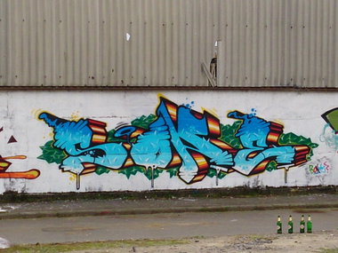 Graffiti Wall - Photo by humptydmpty - sone (2013)
