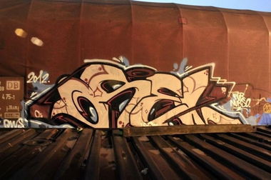 Graffiti Train in Germany - Photo by iPuke - hmb, qws, duisburg