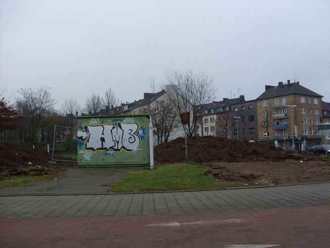 Graffiti Bombing in Germany - Photo by iPuke - hmb, qws, duisburg