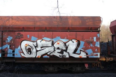 Graffiti Train in Germany - Photo by iPuke - hmb, qws, duisburg