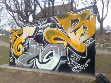 Graffiti Wall in Germany - Photo by iPuke - hmb, qws, duisburg