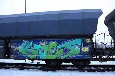 Graffiti Train in Germany - Photo by iPuke - hmb, qws, duisburg
