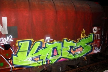 Graffiti Train in Germany - Photo by iPuke - hmb, qws, duisburg