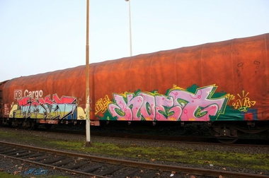 Graffiti Train in Germany - Photo by iPuke - hmb, qws, duisburg