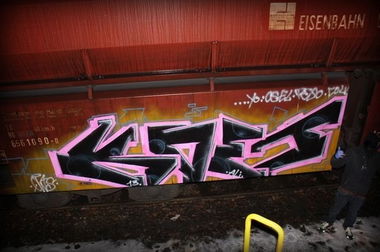 Graffiti Train in Germany - Photo by iPuke - hmb, qws, duisburg
