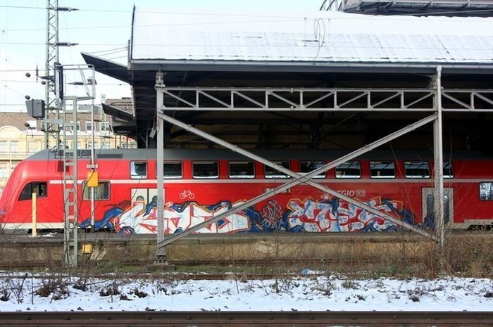 Graffiti Train in Germany - Photo by iPuke - hmb, qws, duisburg