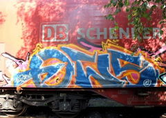 Graffiti Train in Germany - Photo by iPuke - hmb, qws, duisburg