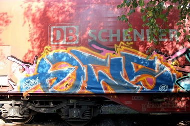 Graffiti Train in Germany - Photo by iPuke - hmb, qws, duisburg