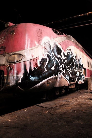 Graffiti Train in Germany - Photo by iPuke - hmb, qws, duisburg