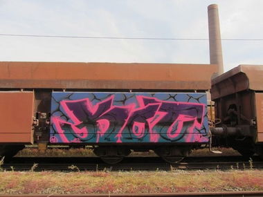 Graffiti Train in Germany - Photo by iPuke - hmb, qws, duisburg