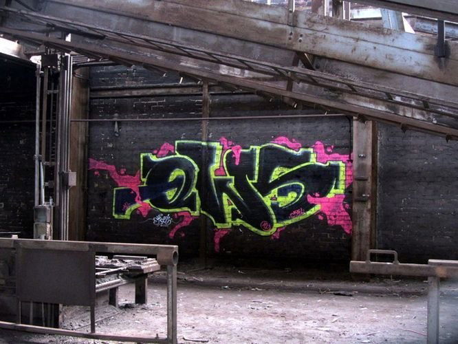 Graffiti Bombing in Germany - Photo by iPuke