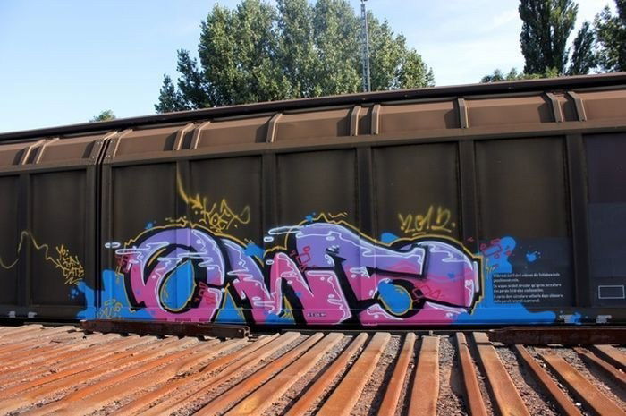 Graffiti Train in Germany - Photo by iPuke - hmb, qws, duisburg