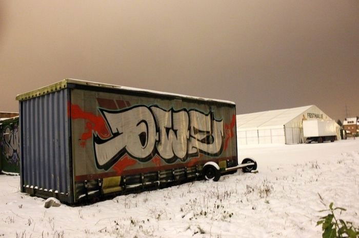 Graffiti Bombing in Germany - Photo by iPuke